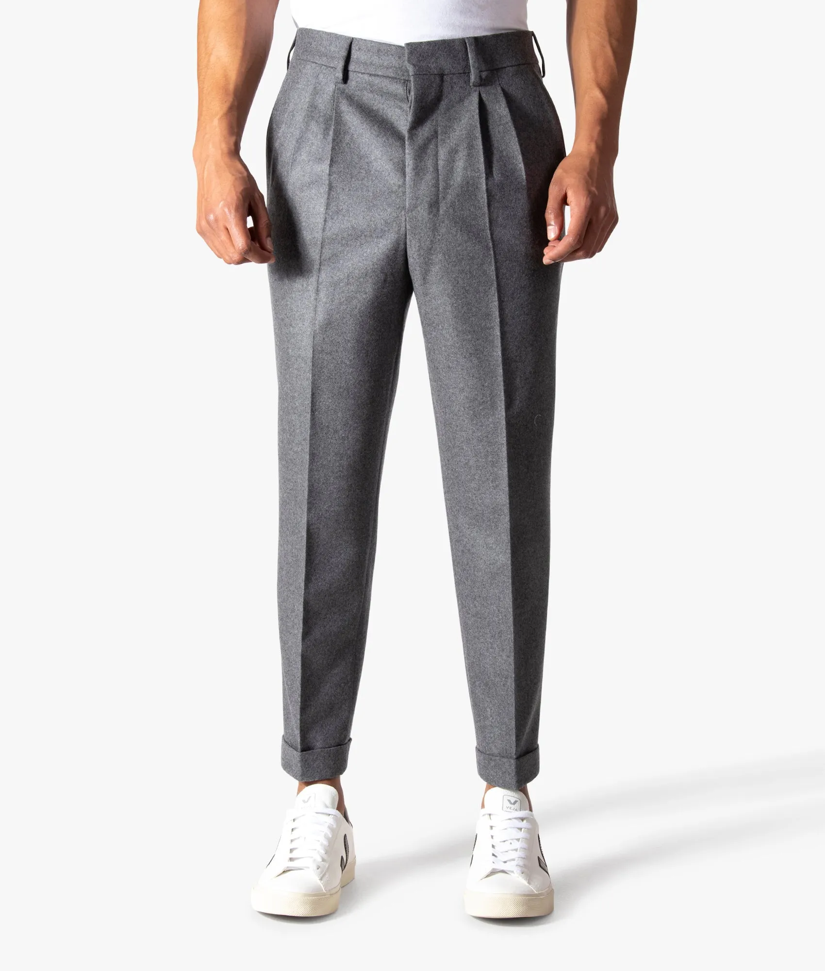 Cropped Tapered Carrot Fit Trousers