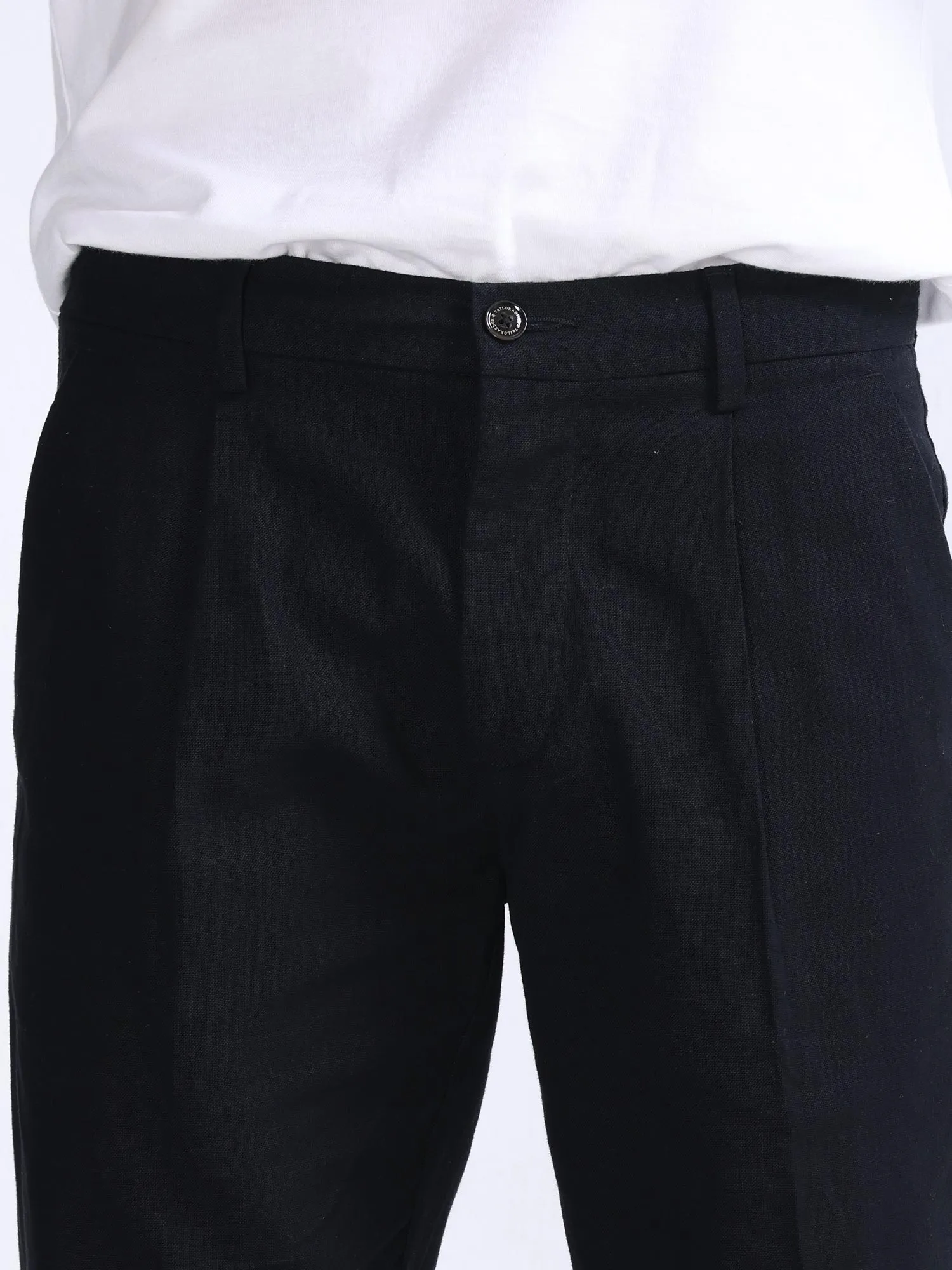 Raw Slub Black Pleated Pant