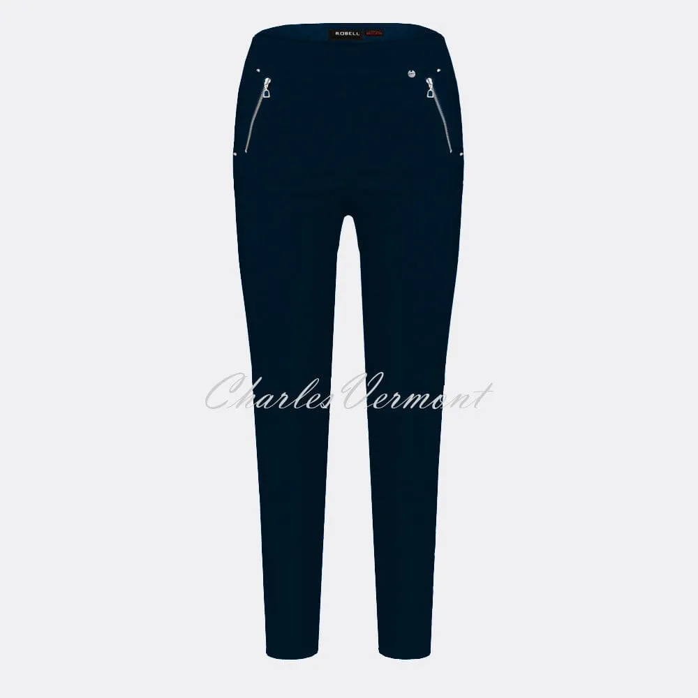 Robell Nena 09 – 7/8 Cropped Trouser 52490-5499-69 (Navy)