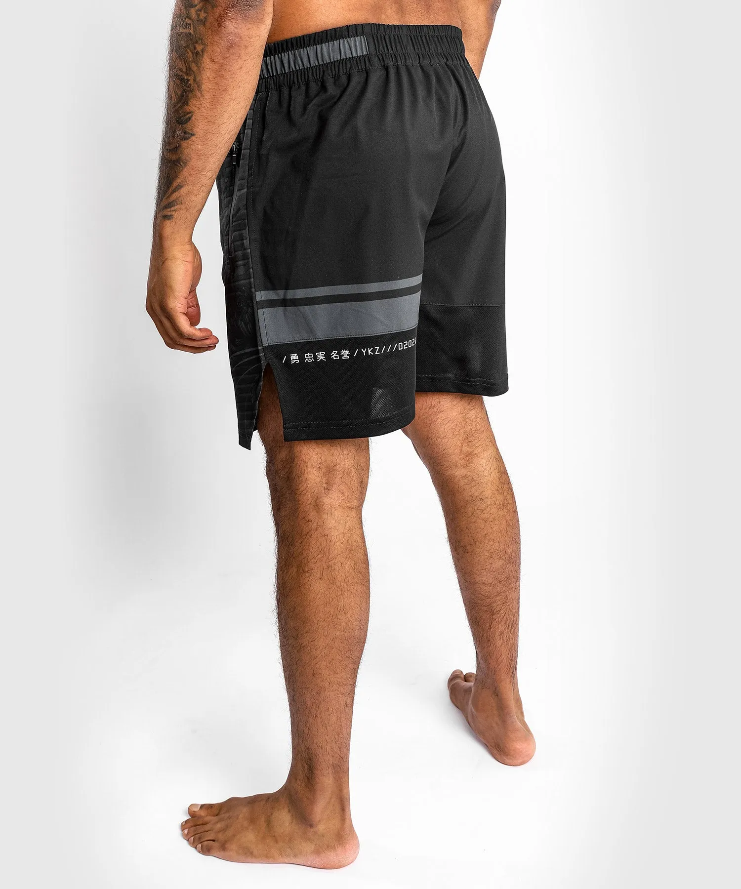 Venum YKZ21 Training Shorts – Black/Black