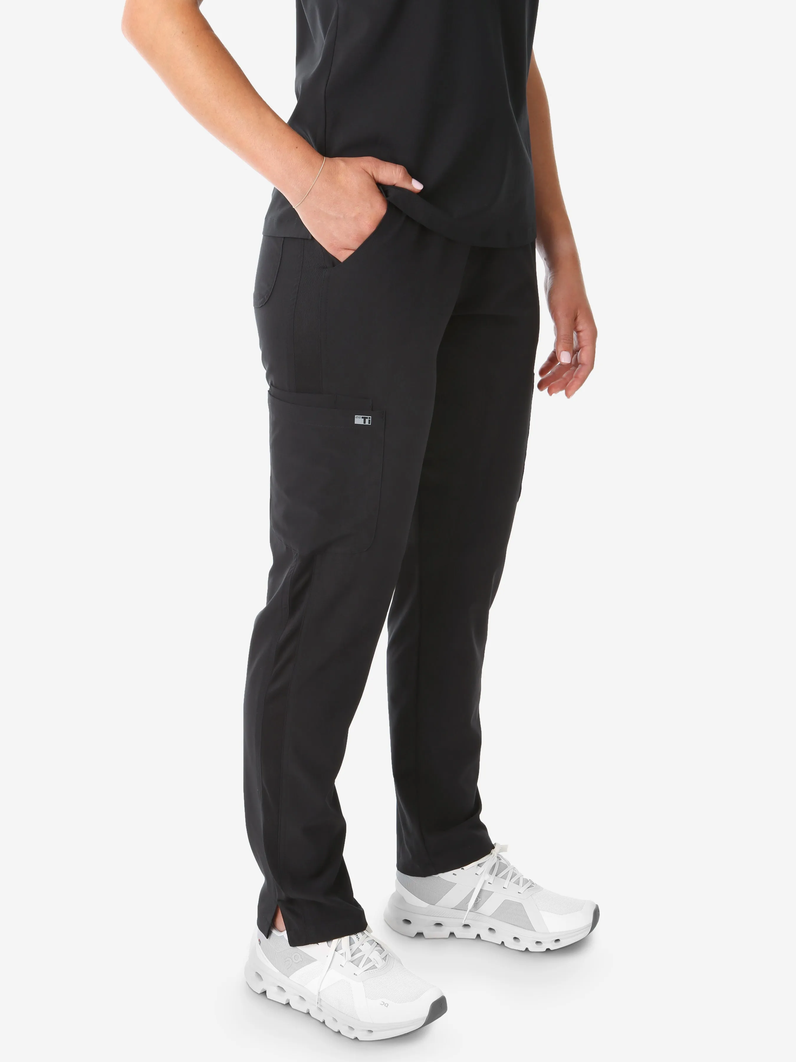 Women's 9-Pocket Scrub Pants